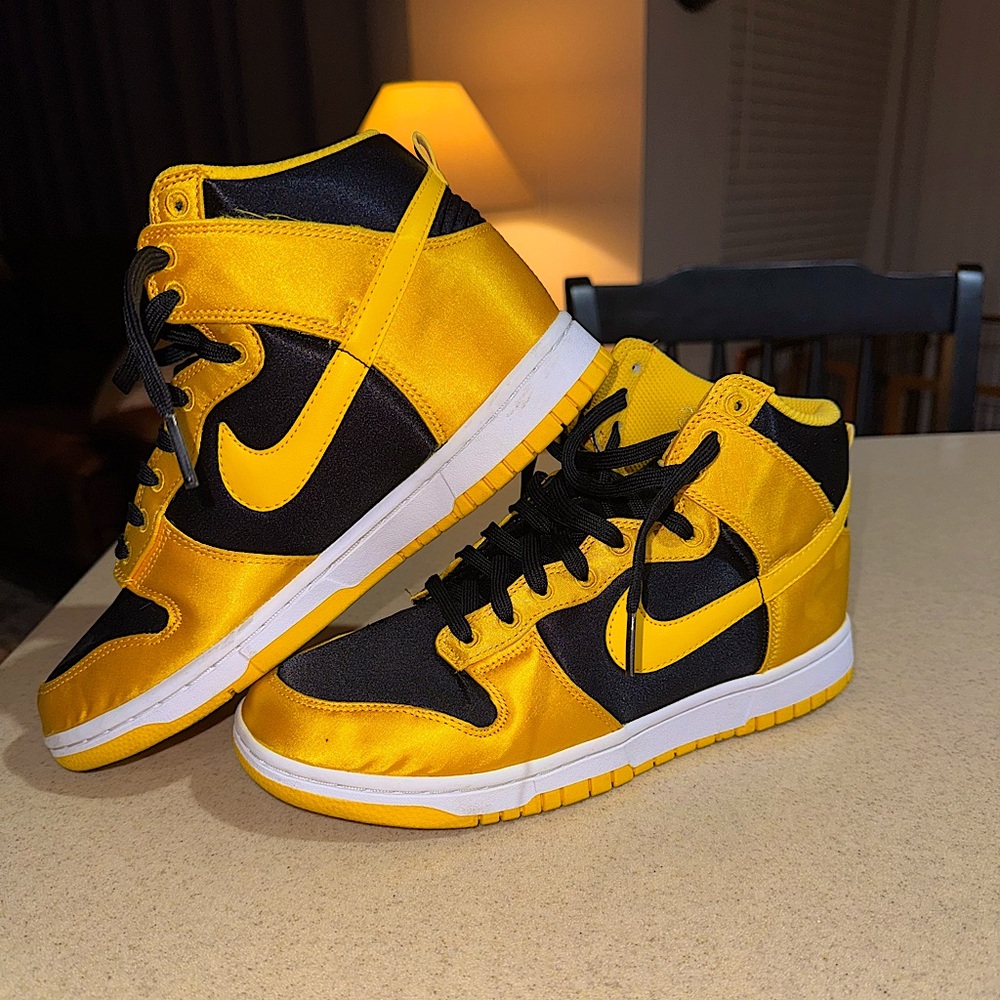 Velvet Nikes - Dunk High